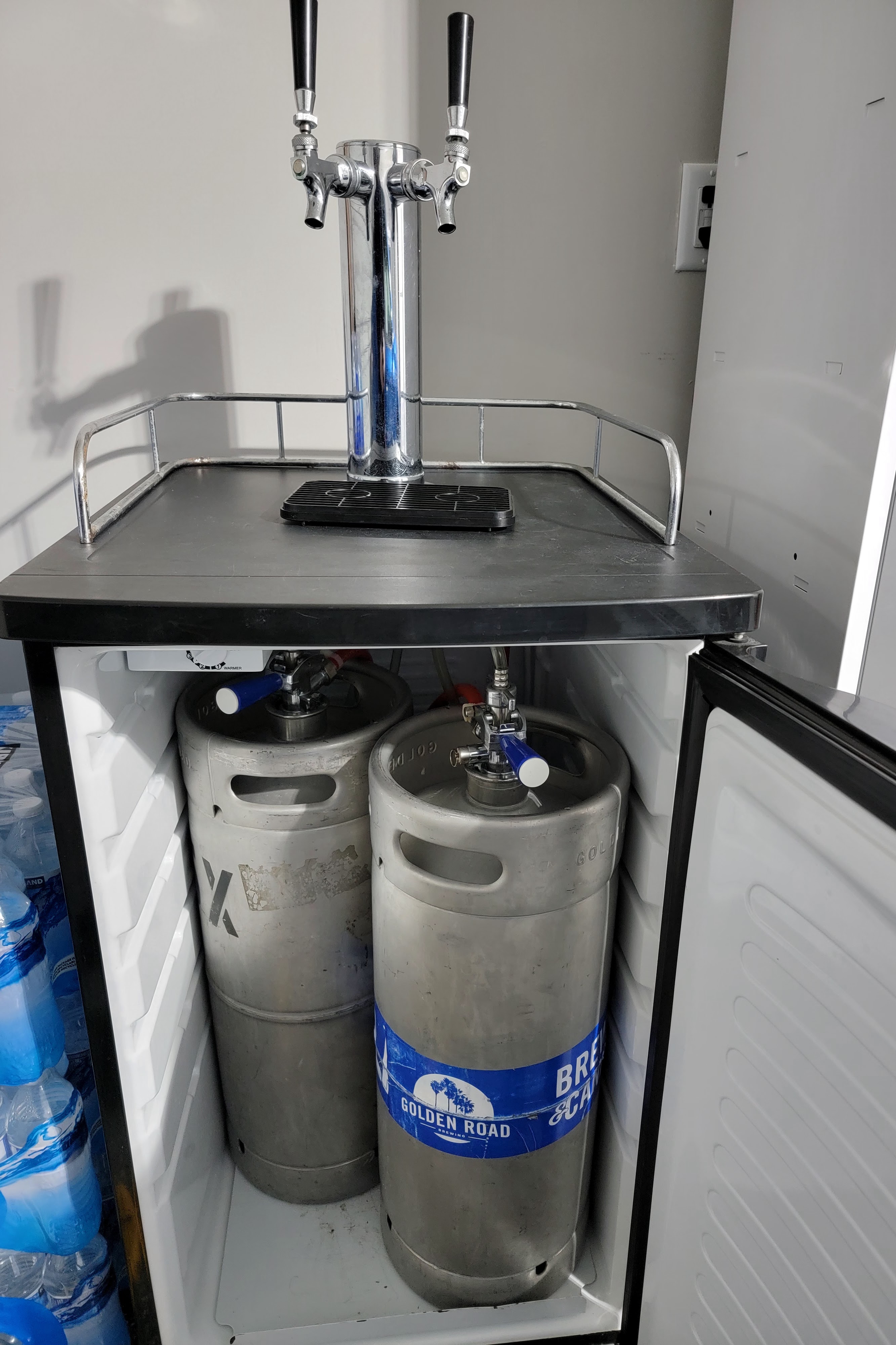 Water carbonation system